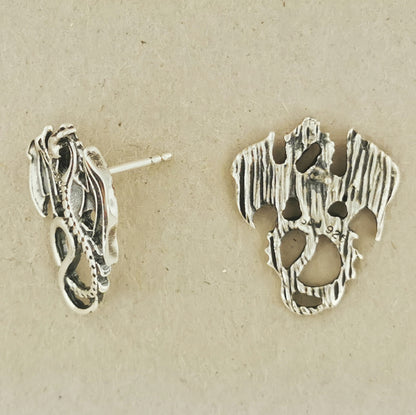 Puces d'oreilles dragon ailé en argent sterling