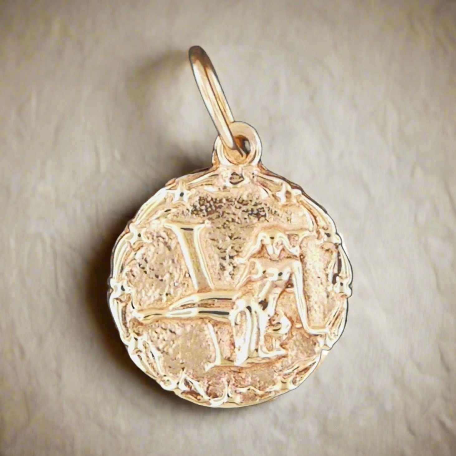 Zodiac Medallion in Sterling Silver Or Antique Bronze - Le Dragon Argenté