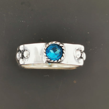Braidless Howls Calcifer Ring in Sterling Silver with Imitation Birthstone, Howls Moving Castle Ring, Howl and Sophie Rings, Howl’s Moving Castle Birthstone Ring, Anime Gemstone Ring, Silver Calcifer Ring, Sterling Silver Anime Jewelry