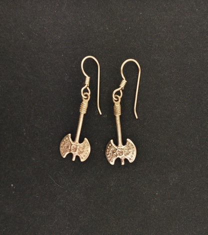 Boucles d'oreilles petite hache en bronze antique