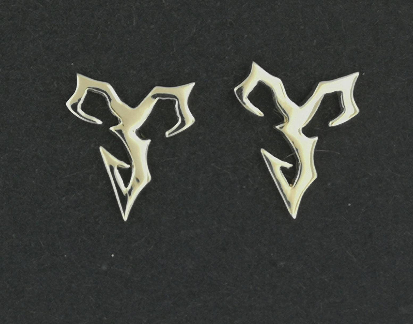 Final Fantasy X Tidus Stud Earrings in White Gold, Final Fantasy X Stud Earrings, FFX Tidus Stud Earrings, Final Fantasy 10 Earrings