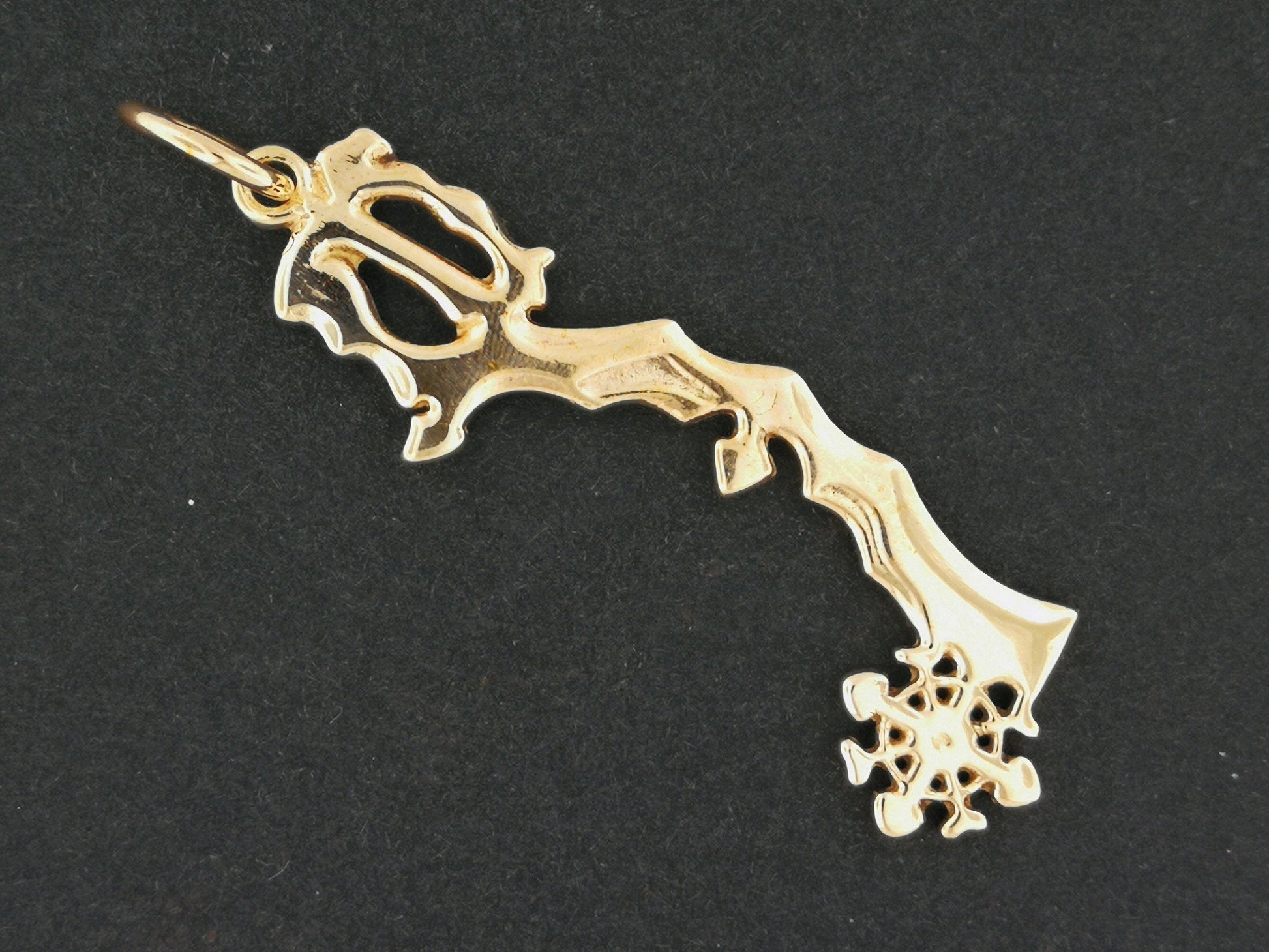 Kingdom Hearts Diamond Dust Keyblade Pendant in Sterling Silver or Antique Bronze, Video Game Jewelry, Video Game Jewellery, Silver Video Game Pendant, Bronze Video Game Pendant, Gamer Girl Pendant, Gamer Girl Jewelry, Gamer Girl Jewellry, Gamer Geek Pendant, Gamer Geek Jewelry, KH Keyblade Pendant, Silver Keyblade Pendant, Bronze Keyblade Pendant, Diamond Dust Pendant, 925 Silver Keyblade, Kingdom Hearts Keyblade Pendant