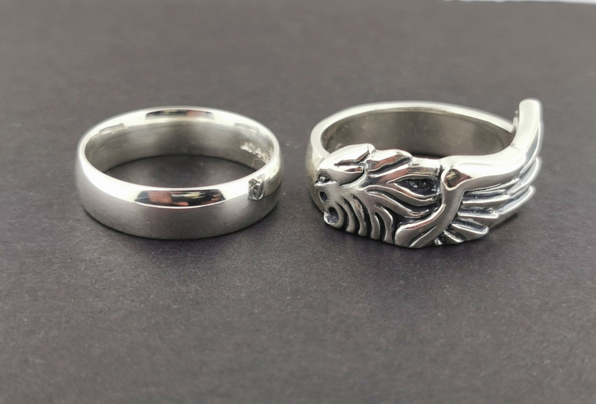 Final Fantasy 8 Squall Griever Rings, FF8 Sleeping Lion Heart Rings, FF88 Griever Ring Set, Final Fantasy Jewelry, Final Fantasy Rings, Final Fantasy 8 Rings, Griever Ring Set, Final Fantasy Jewelry, FF8 Wedding Rings, Final Fantasy Wedding Rings