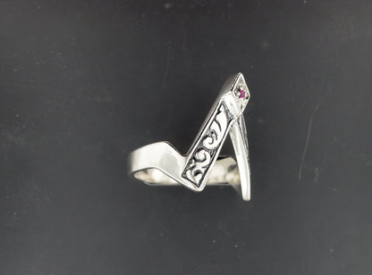 Vintage V style Ring with Gemstone in Sterling Silver, 1950 Vintage Style Ring, Silver Birthstone Ring, Retro Slave Ring, 50s Silver Retro Ring, Retro Silver Jewellery, Silver Slave Ring, V Shaped Ring, Vintage Gemstone Ring, Faux Slave Ring